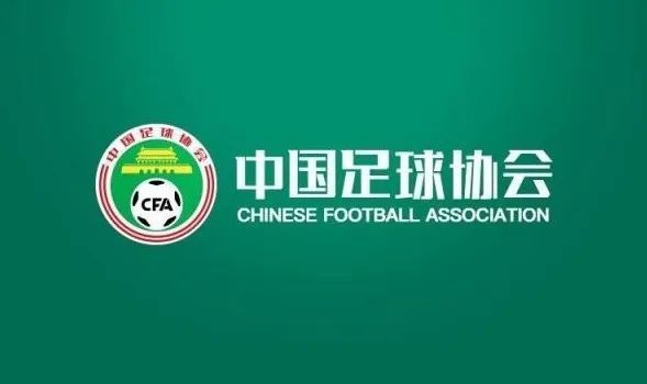 于大师也来了吗？宋婉婷轻声惊呼，抬头向人群看去。